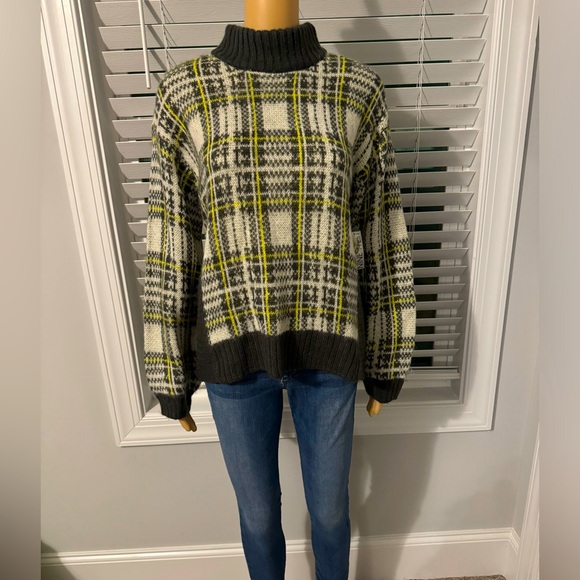 Pretty Nine West size M gray yellow plaid mock neck sweater women NWT - Picture 2 of 6